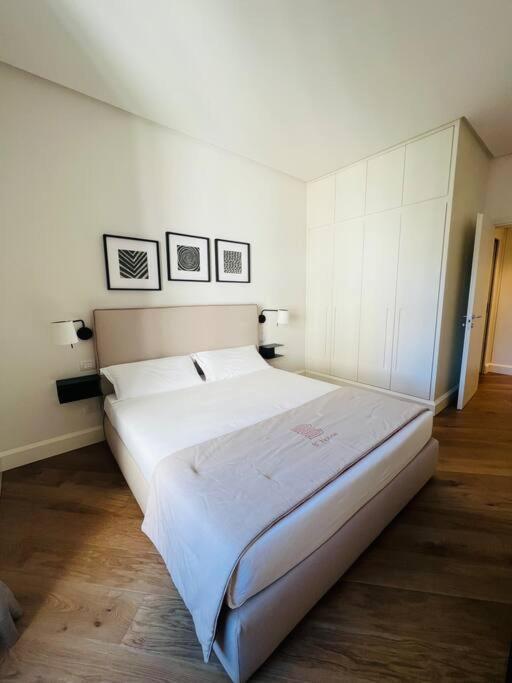 Piazza Affari Apartment - City Center ミラノ エクステリア 写真