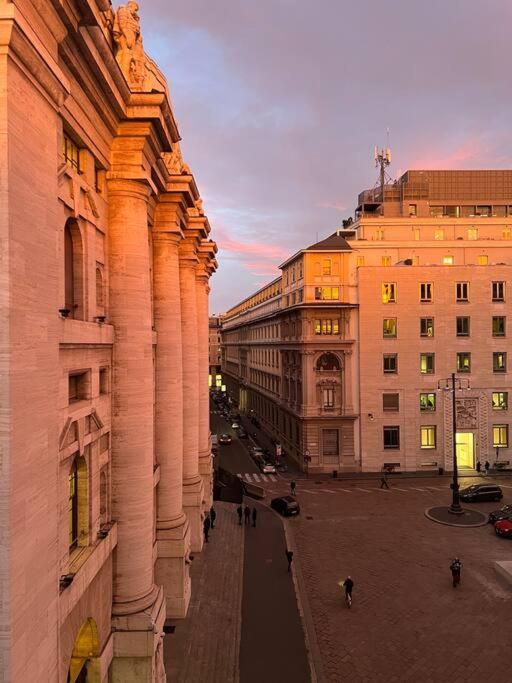 Piazza Affari Apartment - City Center ミラノ エクステリア 写真
