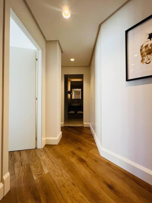Piazza Affari Apartment - City Center ミラノ エクステリア 写真